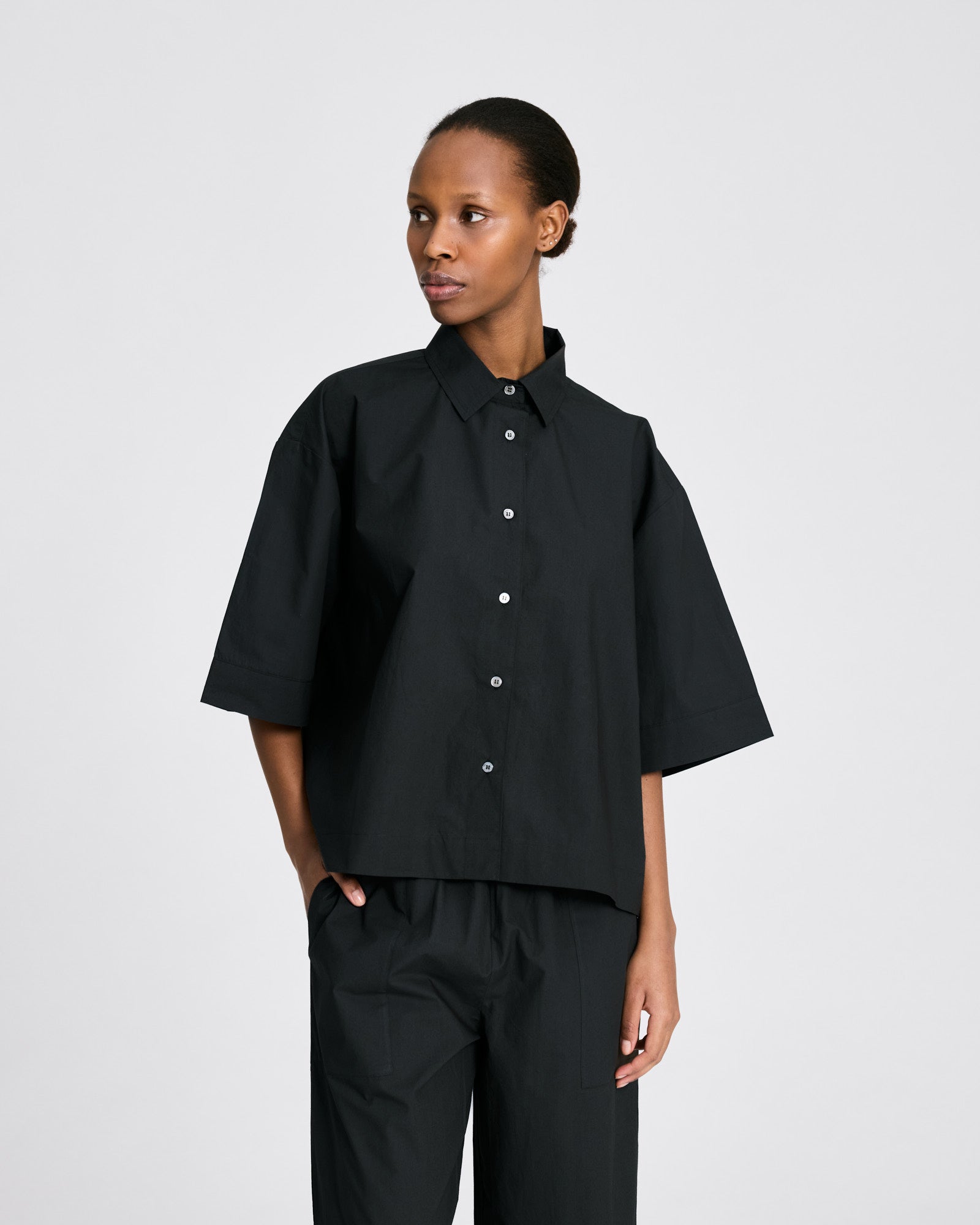 GAI+LISVA Astrid S/S Shirt Poplin Gots Shirts & Blouses 650 Black