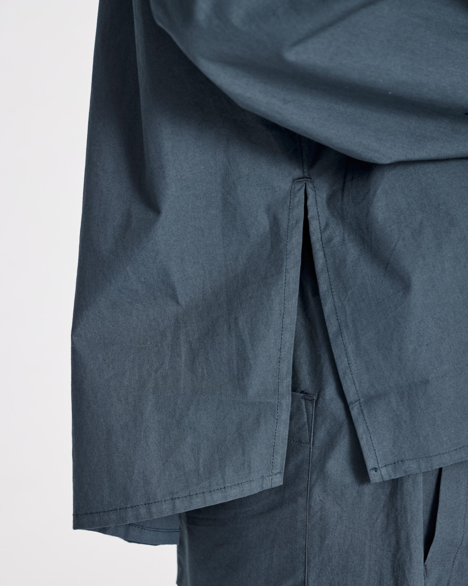 GAI+LISVA Bella Raglan L/S Poplin Short Shirt GOTS 243975 Shirts & Blouses 472 Denim Blue