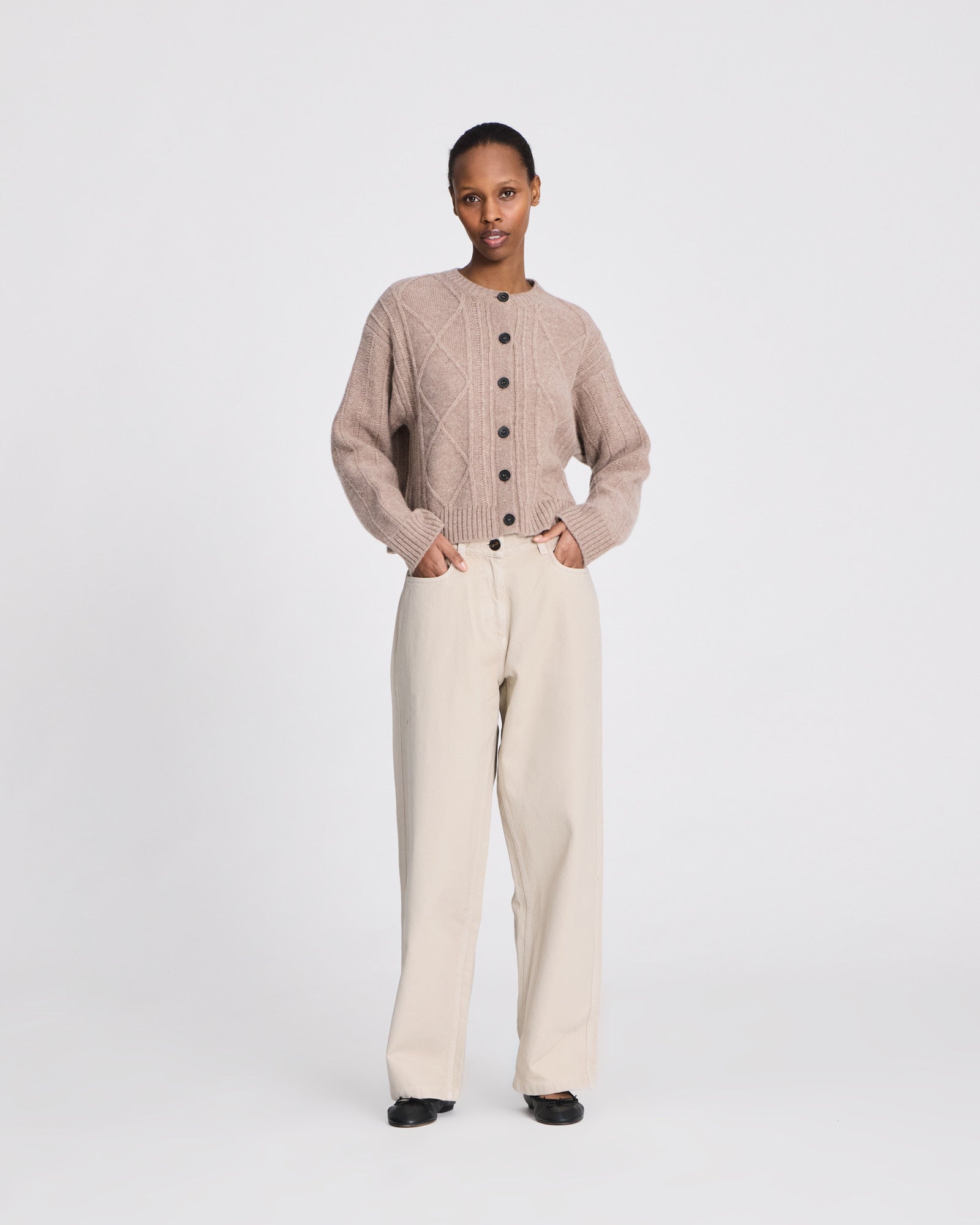 GAI+LISVA Cornelia L/S Cardigan Lambswool Knit GOTS Lambswool l Knitwear 960 Shitake