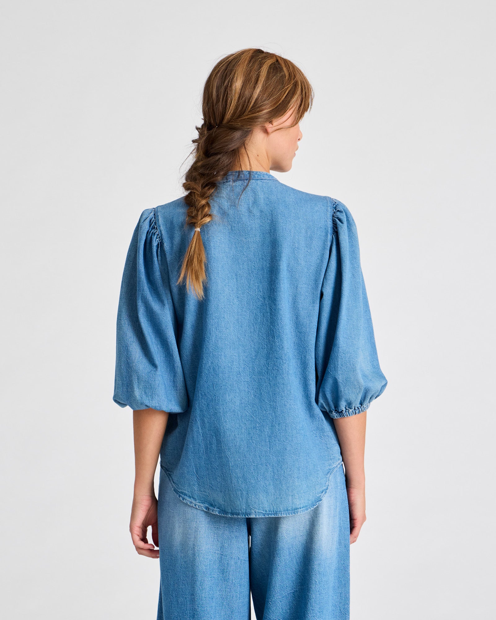 GAI+LISVA Elinor L/S Cotton Denim Light Washed Stand Collar Shirt Shirts & Blouses 710 Blue Denim