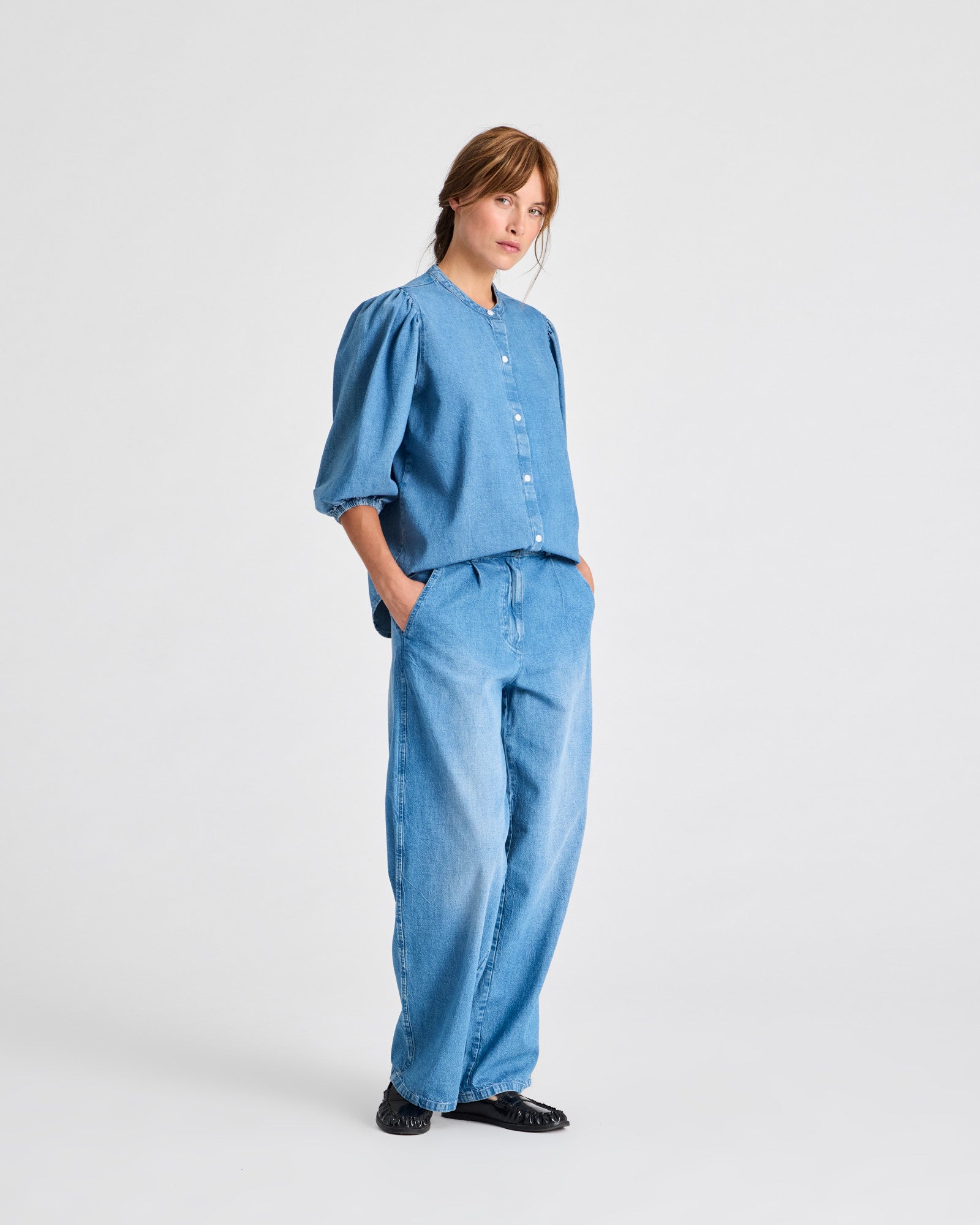 GAI+LISVA Elinor L/S Cotton Denim Light Washed Stand Collar Shirt Shirts & Blouses 710 Blue Denim