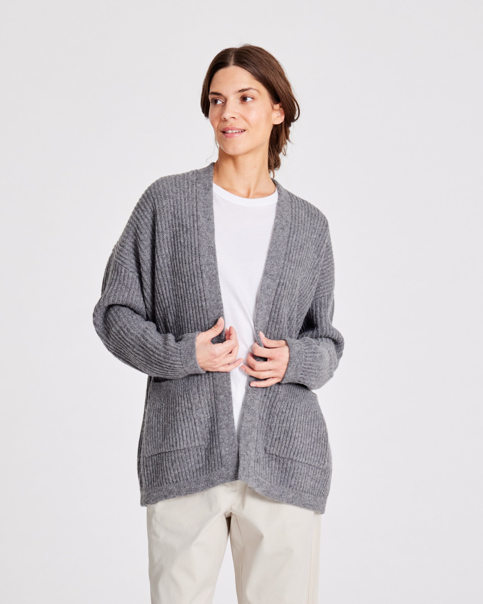 GAI+LISVA Mette Cardigan Lambswool Knit GOTS Lambswool l Knitwear 631 Grafitti Grey Melangé