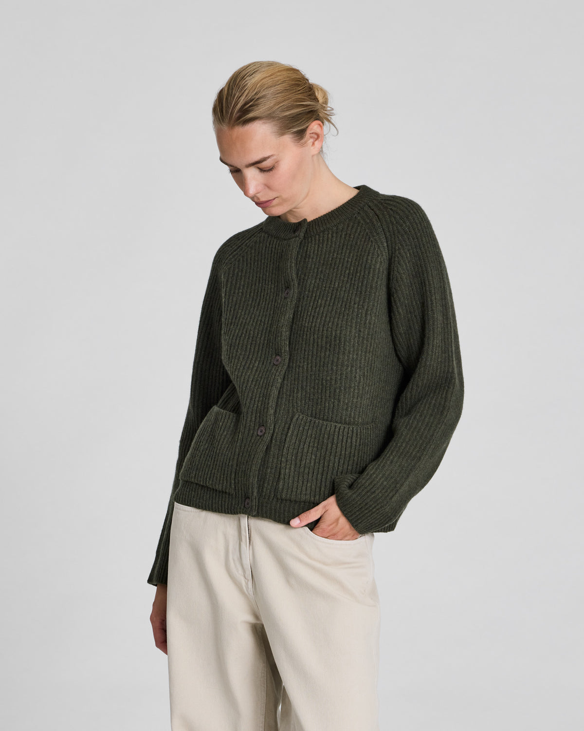 LISVA Augusta L/S Cardigan Lambswool Knit Lambswool l Knitwear 170 Olive Night Melangé