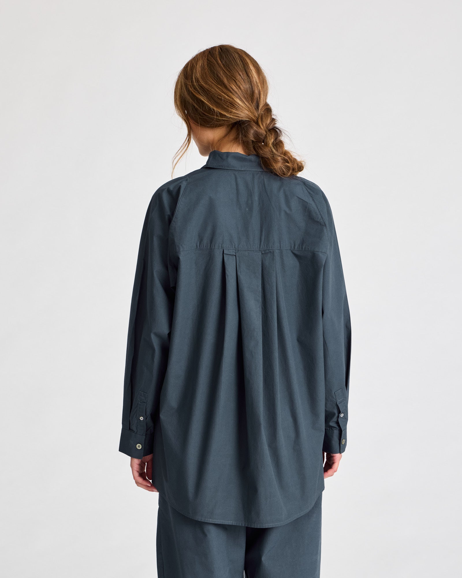 GAI+LISVA Bella Raglan L/S Poplin Long Shirt GOTS 243975 Top 472 Denim Blue