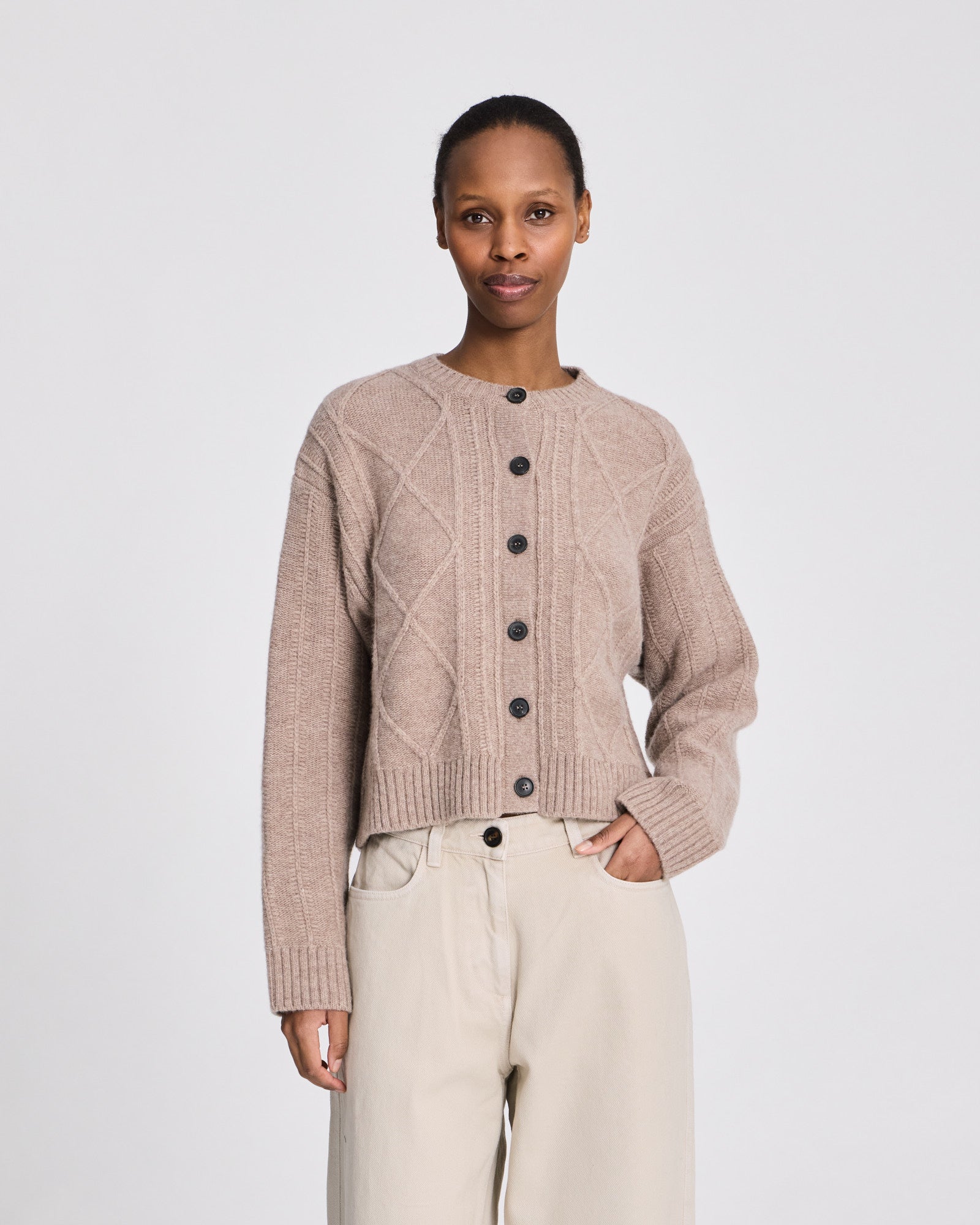 GAI+LISVA Cornelia L/S Cardigan Lambswool Knit GOTS Lambswool l Knitwear 960 Shitake