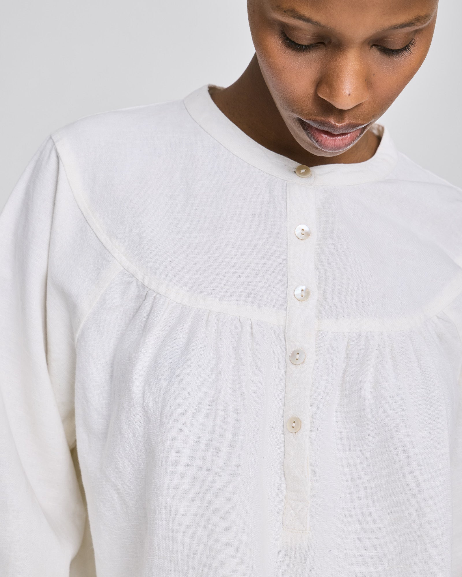 GAI+LISVA Olivia Raglan L/S Canvas Shirt GOTS Shirts & Blouses 124 Whisper White